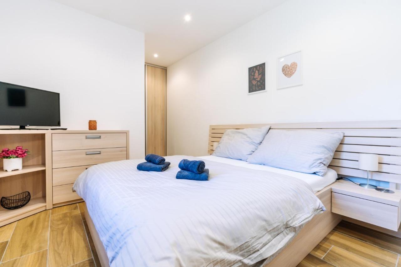 Apartment Hugo Blatna Горни-Блатна Экстерьер фото