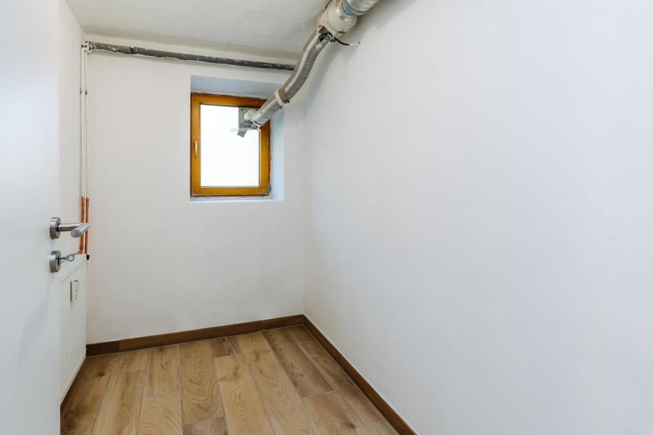 Apartment Hugo Blatna Горни-Блатна Экстерьер фото